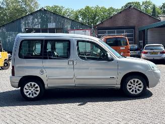 Citroën Berlingo 5 Persoons 1.6 16V MPV  Benzine 1.587cc 80kW (109pk) FWD picture 6