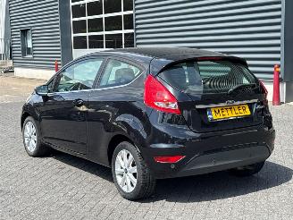 Ford Fiesta 1.4 16V Hatchback  Benzine 1.388cc 71kW (97pk) FWD picture 3