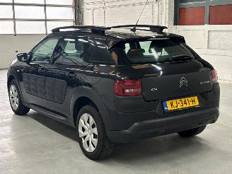 Citroën C4 cactus 1.2 PureTech 82 12V Hatchback 4Dr Benzine 1.199cc 60kW (82pk) FWD picture 3