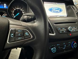 Ford Focus 1.0 Ti-VCT EcoBoost 12V 100 Combi/o  Benzine 998cc 74kW (101pk) FWD picture 22