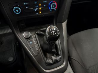 Ford Focus 1.0 Ti-VCT EcoBoost 12V 100 Combi/o  Benzine 998cc 74kW (101pk) FWD picture 20
