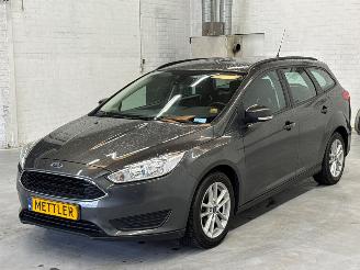 uszkodzony samochody osobowe Ford Focus 1.0 Ti-VCT EcoBoost 2016/3