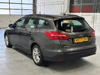 Ford Focus 1.0 Ti-VCT EcoBoost picture 3