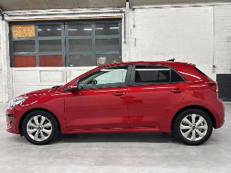 Kia Rio 1.0i T-GDi 100 12V Hatchback  Benzine 998cc 74kW (101pk) FWD picture 2