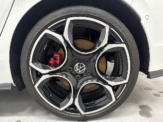 Volkswagen Golf 2.0 GTI 16V Hatchback  Benzine 1.984cc 195kW (265pk) FWD picture 28