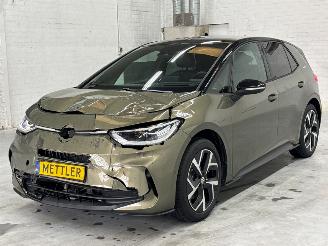 damaged passenger cars Volkswagen ID.3 Pro Energy  59 kWh Hatchback 4Dr Elektrisch  150kW (204pk) RWD 2026/4