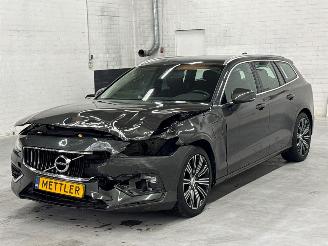 Schadeauto Volvo V-60 2.0 T6 16V Twin Engine Combi/o  Elektrisch Benzine 1.969cc 250kW (340pk) 4x4 2021/10