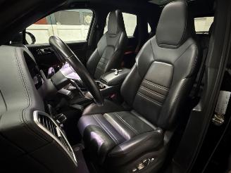 Porsche Cayenne 3.0 V6 Turbo 24V SUV  Benzine 2.995cc 250kW (340pk) 4x4 2017-05/2023-05 (9YAEA) MDCBE picture 16