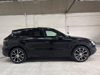 Porsche Cayenne 3.0 V6 Turbo 24V SUV  Benzine 2.995cc 250kW (340pk) 4x4 2017-05/2023-05 (9YAEA) MDCBE picture 6