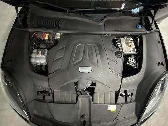 Porsche Cayenne 3.0 V6 Turbo 24V SUV  Benzine 2.995cc 250kW (340pk) 4x4 2017-05/2023-05 (9YAEA) MDCBE picture 9