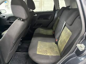 Ford Fiesta 1.3 Hatchback  Benzine 1.299cc 51kW (69pk) FWD picture 10