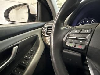 Hyundai I-30 1.0 T-GDI 12V Combi/o  Benzine 998cc 88kW (120pk) FWD picture 18