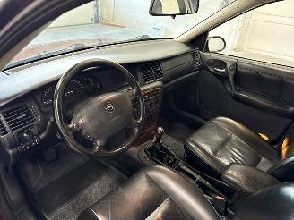 Opel Vectra -B 1.6 16V Ecotec Sedan 4Dr Benzine 1.598cc 74kW (101pk) FWD picture 11