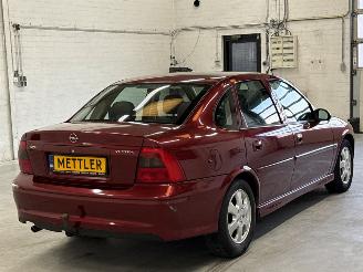 Opel Vectra -B 1.6 16V Ecotec Sedan 4Dr Benzine 1.598cc 74kW (101pk) FWD picture 5
