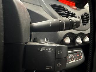 Renault Twingo 1.5 dCi 90 FAP Hatchback 2Dr Diesel 1.461cc 63kW (86pk) FWD picture 19