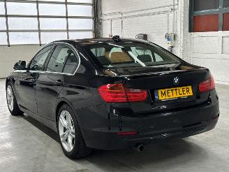 BMW 3-serie 320d 2.0 16V EfficientDynamicsEdition Sedan 4Dr Diesel 1.995cc 120kW (163pk) RWD 2011-04/2015-07 (3D31; 3D32; 3E11; 3E12) N47D20C picture 3