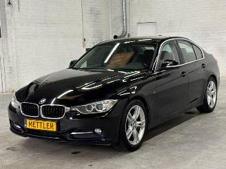 BMW 3-serie 320d 2.0 16V EfficientDynamicsEdition Sedan 4Dr Diesel 1.995cc 120kW (163pk) RWD 2011-04/2015-07 (3D31; 3D32; 3E11; 3E12) N47D20C 2014/1