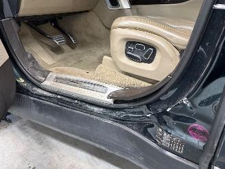 Land Rover Range Rover 4.4 SDV8 Autobiography 32V Jeep/SUV  Diesel 4.367cc 250kW (340pk) 4x4 2012-08/2021-09 (LGA2BJ; LGA2FJ; LGA3FJ; LGL5LZ; LGS5LZ) 448DT; DITC picture 33
