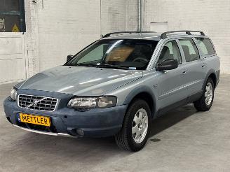 Vaurioauto  passenger cars Volvo Xc-70 2.4 T 20V AWD Combi/o  Benzine 2.435cc 147kW (200pk) 4x4 2002/8