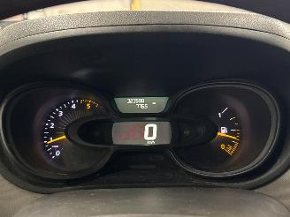 Renault Trafic 1.6 dCi 120 Twin Turbo picture 20