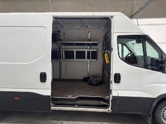 Iveco New daily 35C16, 35S16 L4H2 Bestel  Diesel 2.998cc 118kW (160pk) RWD 2021-07  F1CFL411C; F1CFL4116 picture 13