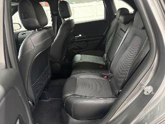Mercedes B-klasse 1.3 B-180 Turbo 16V Hatchback  Benzine 1.332cc 100kW (136pk) FWD picture 10