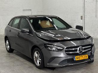 Mercedes B-klasse 1.3 B-180 Turbo 16V Hatchback  Benzine 1.332cc 100kW (136pk) FWD picture 7