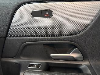Mercedes B-klasse 1.3 B-180 Turbo 16V Hatchback  Benzine 1.332cc 100kW (136pk) FWD picture 23