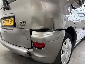 Toyota Yaris-verso 1.3 16V MPV  Benzine 1.299cc 62kW (84pk) FWD picture 23