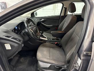 Ford Focus 1.0 Ti-VCT EcoBoost 12V 100 Combi/o  Benzine 998cc 74kW (101pk) FWD picture 11