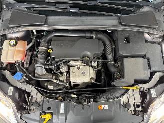 Ford Focus 1.0 Ti-VCT EcoBoost 12V 100 Combi/o  Benzine 998cc 74kW (101pk) FWD picture 23