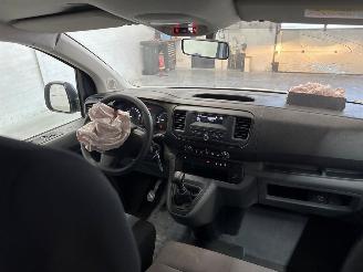 Toyota Proace 1.5 D-4D 120 16V Bestel  Diesel 1.499cc 88kW (120pk) FWD picture 15