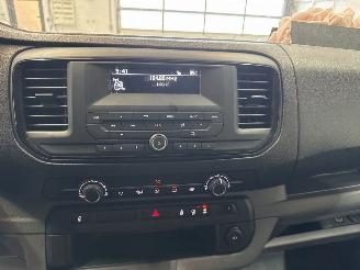Toyota Proace 1.5 D-4D 120 16V Bestel  Diesel 1.499cc 88kW (120pk) FWD picture 20