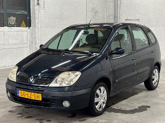 Unfallwagen Renault Mégane Scénic 1.6 16V MPV  Benzine 1.598cc 79kW (107pk) FWD 2003/6