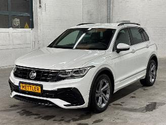 Schadeauto Volkswagen Tiguan R-line 1.4 TSI Plug-in eHybrid 16V SUV Elektrisch Benzine 1.395cc 180kW (245pk) FWD 2020-11/2024-04 DGEA 2008/6
