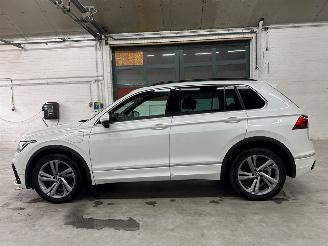 Volkswagen Tiguan R-line 1.4 TSI Plug-in eHybrid 16V SUV Elektrisch Benzine 1.395cc 180kW (245pk) FWD 2020-11/2024-04 DGEA picture 2