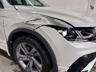 Volkswagen Tiguan R-line 1.4 TSI Plug-in eHybrid 16V SUV Elektrisch Benzine 1.395cc 180kW (245pk) FWD 2020-11/2024-04 DGEA picture 32