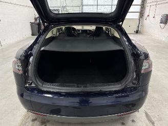 Tesla Model S 85 Liftback  Elektrisch  270kW (367pk) RWD picture 10