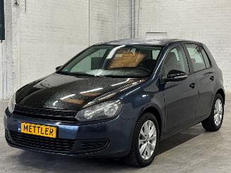 krockskadad bil auto Volkswagen Golf 1.4 TSI 122 16V Hatchback  Benzine 1.390cc 90kW (122pk) FWD 2011/2