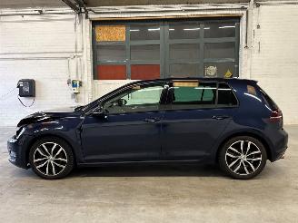 Volkswagen Golf 1.4 TSI 16V Hatchback  Benzine 1.395cc 103kW (140pk) FWD picture 2