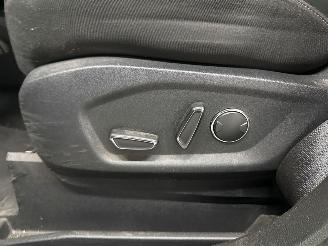Ford S-Max 2.0 TDCi 180 16V 4x4 MPV  Diesel 1.997cc 132kW (179pk) 4x4 picture 15