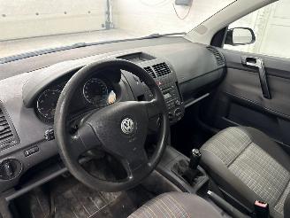 Volkswagen Polo 1.4 16V Hatchback  Benzine 1.390cc 59kW (80pk) FWD picture 11