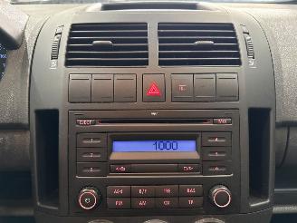 Volkswagen Polo 1.4 16V Hatchback  Benzine 1.390cc 59kW (80pk) FWD picture 14