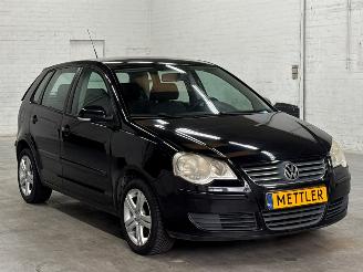 Volkswagen Polo 1.4 16V Hatchback  Benzine 1.390cc 59kW (80pk) FWD picture 7