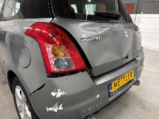 Suzuki Swift 1.3 VVT 16V Hatchback  Benzine 1.328cc 68kW (92pk) FWD picture 24