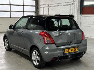 Suzuki Swift 1.3 VVT 16V Hatchback  Benzine 1.328cc 68kW (92pk) FWD picture 3