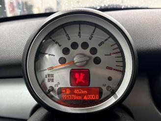 Mini Mini 1.4 16V One Hatchback  Benzine 1.397cc 70kW (95pk) FWD picture 14