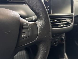 Peugeot 208 1.2 Vti 12V PureTech 82 Hatchback  Benzine 1.199cc 60kW (82pk) FWD picture 14