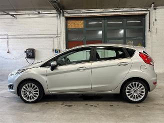 Ford Fiesta 1.0 EcoBoost 12V 100 Hatchback  Benzine 998cc 74kW (101pk) FWD picture 2