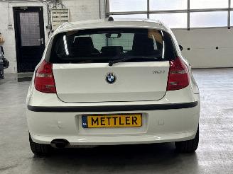BMW 1-serie 116i 1.6 16V Hatchback 4Dr Benzine 1.597cc 90kW (122pk) RWD picture 4